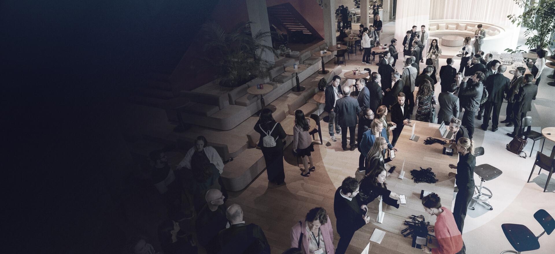 Banner people 04